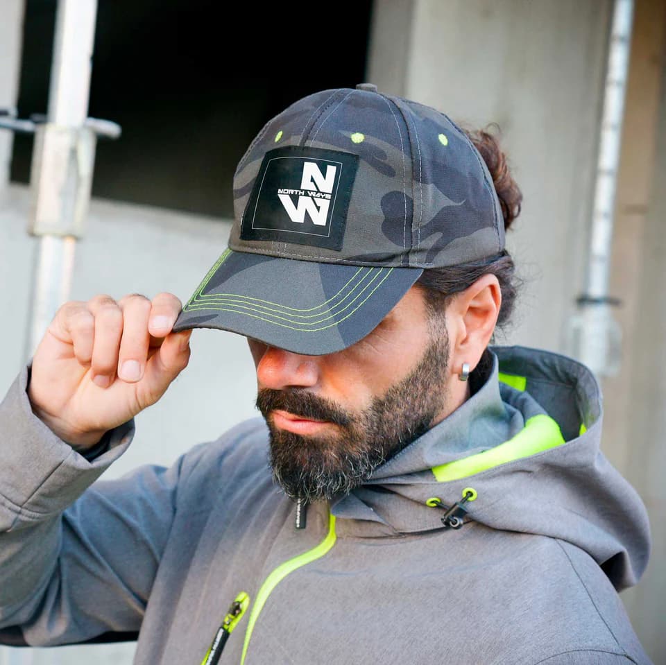 Des mains aux pieds : bien choisir ses accessoires de travail en hiver