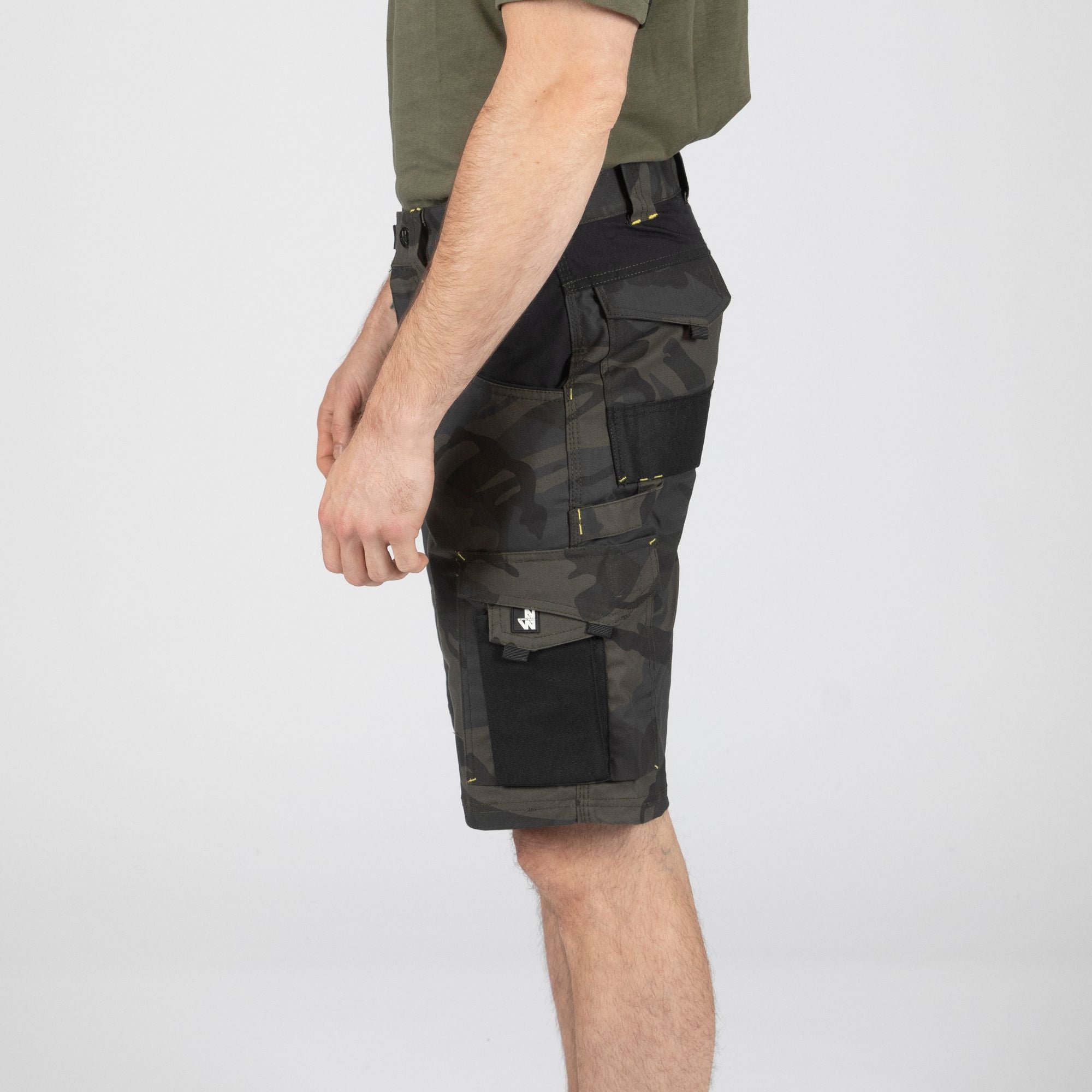 HUGUES - WORK BERMUDA SHORTS - 1205 | Promo Wood
